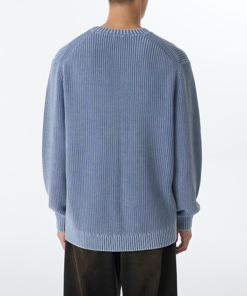 MUSINSA STANDARD（ムシンサスタンダード）の「ピグメントリブクルーネックニット[ブルー]（ニット/セーター・メンズ・その他・SMALL/MEDIUM/LARGE/X-LARGE/XX-LARGE）」の2枚目の写真