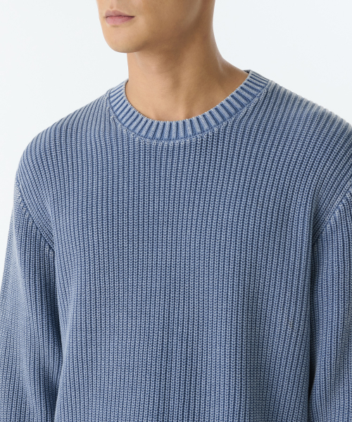 MUSINSA STANDARD（ムシンサスタンダード）の「ピグメントリブクルーネックニット[ブルー]（ニット/セーター・メンズ・その他・SMALL/MEDIUM/LARGE/X-LARGE/XX-LARGE）」の3枚目の写真