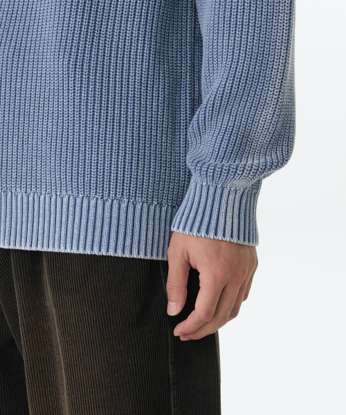 MUSINSA STANDARD（ムシンサスタンダード）の「ピグメントリブクルーネックニット[ブルー]（ニット/セーター・メンズ・その他・SMALL/MEDIUM/LARGE/X-LARGE/XX-LARGE）」の5枚目の写真