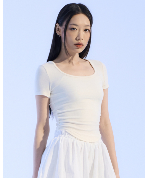 MOAA(モア)の「スクープソフトトップ(アイボリー)(Tシャツ/カットソー・レディース・その他・SMALL/MEDIUM)」の1枚目の写真