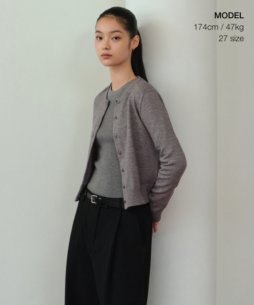 MUSINSA STANDARD WOMAN（ムシンサスタンダードウーマン）の「ウィメンズ ローウエスト ディープタック エクストラワイド ヒドゥンバンディング スラックス [ブラック]（スラックス・レディース・その他・34/32/30/31/24/25/26/27/28/29）」の4枚目の写真
