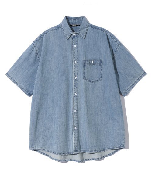 TRILLION(トリリオン)の「ストーンウォッシングオーバーフィットデニム半袖シャツ(BLEACH BLUE)(シャツ/ブラウス・レディース・その他・MEDIUM/LARGE/X-LARGE)」の4枚目の写真