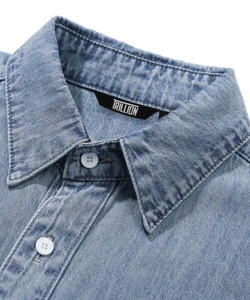 TRILLION(トリリオン)の「ストーンウォッシングオーバーフィットデニム半袖シャツ(BLEACH BLUE)(シャツ/ブラウス・レディース・その他・MEDIUM/LARGE/X-LARGE)」の6枚目の写真