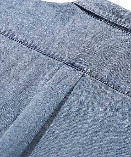 TRILLION(トリリオン)の「ストーンウォッシングオーバーフィットデニム半袖シャツ(BLEACH BLUE)(シャツ/ブラウス・レディース・その他・MEDIUM/LARGE/X-LARGE)」の11枚目の写真