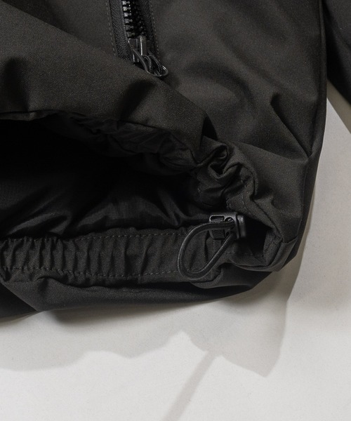 JOHN'S CLOSET（ジョンズクローゼット）の「【a】ファイバーダウン ボリューム スタンドジャケット/パーカー（ミリタリージャケット・メンズ・ブラック系2/グレー系2/ブラック系1/グレー系1・MEDIUM/LARGE/X-LARGE）」の16枚目の写真