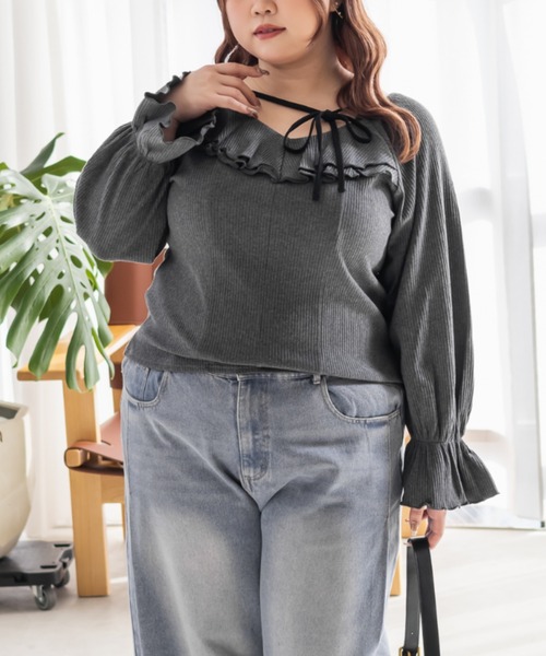 CLETTE(クレット)の「CLETTEオリジナルデコルテリボン2WAYフリルプルオーバー(Tシャツ/カットソー・レディース・オフホワイト/チャコールグレー/ブラック・LL/3L/4L)」の18枚目の写真