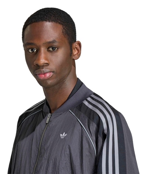 adidas(アディダス)の「adidas ADILENIUM 5.0 TRACK TOP / アディダス アディレニウム シーズン 5 トラックトップ(ナイロンジャケット・メンズ・ブラック・S/M/L/XL/XXL)」の6枚目の写真