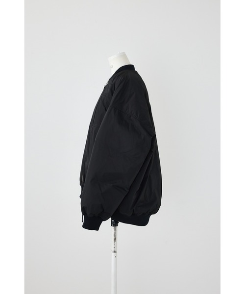 ENFOLD（エンフォルド）の「SOLOTEXツイル タックMA-1ブルゾン（MA-1・レディース・ブラック・38/36）」の2枚目の写真