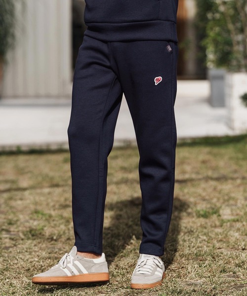 1minute 1second(ワンミニットワンセカンド)の「mp14368-cardboard knit pants with heart patch イージーパンツ(1M26H200)(スウェットパンツ・メンズ・ブラック/トップグレー/ネイビー・S/M/L/XL)」の1枚目の写真