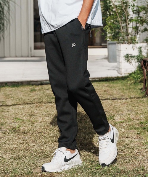 1minute 1second(ワンミニットワンセカンド)の「mp14368-cardboard knit pants with heart patch イージーパンツ(1M26H200)(スウェットパンツ・メンズ・ブラック/トップグレー/ネイビー・S/M/L/XL)」の2枚目の写真