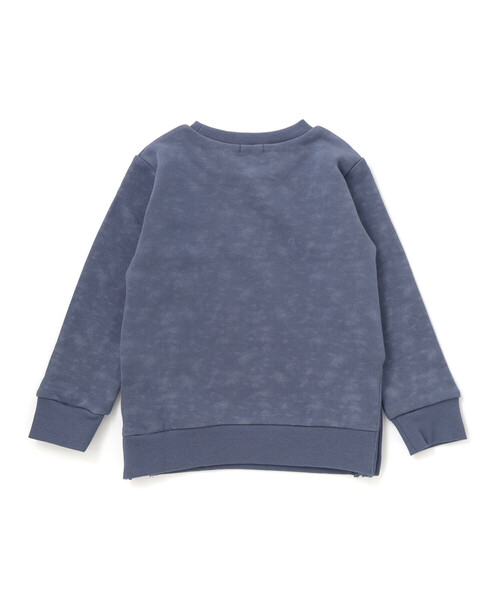 BeBe（ベベ）の「ムラ染めサイドスナップロゴパッチトレーナー（スウェット・キッズ・ブルー/ブラック・150cm/140cm/120cm/130cm）」の8枚目の写真