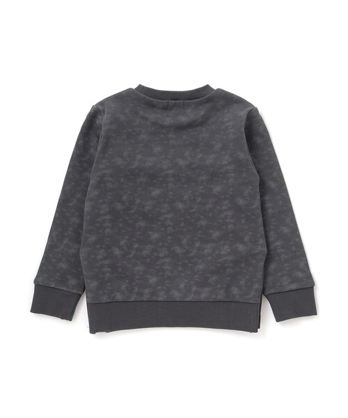 BeBe（ベベ）の「ムラ染めサイドスナップロゴパッチトレーナー（スウェット・キッズ・ブルー/ブラック・150cm/140cm/120cm/130cm）」の10枚目の写真