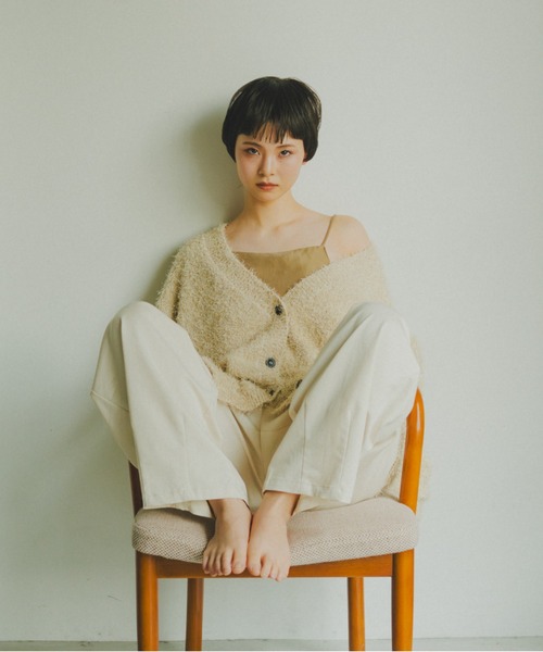 lit(リット)の「Feather Over Knit Cardigan(カーディガン/ボレロ・レディース・ベージュ/ブラック・FREE)」の18枚目の写真