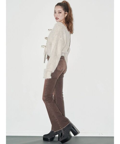 EVRIS（エヴリス）の「カラーヴィンテージライクストレッチフレアデニムパンツ　ハイウエスト（デニムパンツ・レディース・グレー/カーキ/ブラウン・X-SMALL/MEDIUM/SMALL）」の6枚目の写真