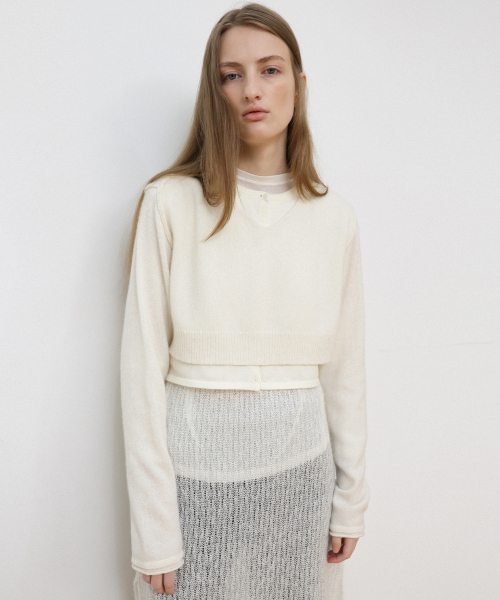 LEVAR(レバー)の「Overlay Wool Knit - Off White(ニット/セーター・レディース・Off White・FREE)」の2枚目の写真