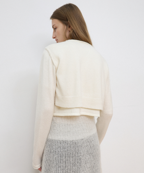 LEVAR(レバー)の「Overlay Wool Knit - Off White(ニット/セーター・レディース・Off White・FREE)」の3枚目の写真