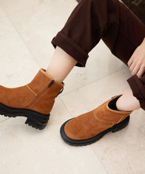 CESTI(セスティ)の「コジトレッド アンクルブーツ (TAN)(ブーツ・レディース・タン・22.5cm/23cm/23.5cm/24cm/24.5cm/25cm)」の1枚目の写真