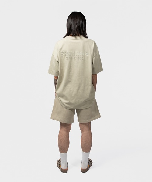 FOG ESSENTIALS(エフオージーエッセンシャルズ)の「ESSENTIALS Classic Fit T-Shirt エッセンシャルズ(Tシャツ/カットソー・メンズ・ブラック系その他/グレー系その他・LARGE/X-LARGE/XX-LARGE)」の13枚目の写真