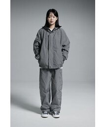 APOSTROPHE COMMA（アポストロフィコンマ）の「ナイロンウィンドブレーカー風よけフードジップアップジャケット（チェック）（ナイロンジャケット）」