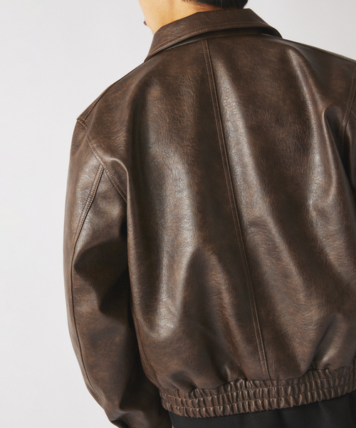 JOURNAL STANDARD relume(ジャーナルスタンダード レリューム)の「フェイクレザー フライトジャケット(ミリタリージャケット・メンズ・ブラック/ブラウン・MEDIUM/LARGE)」の9枚目の写真