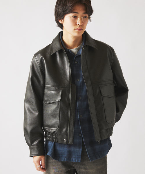 JOURNAL STANDARD relume(ジャーナルスタンダード レリューム)の「フェイクレザー フライトジャケット(ミリタリージャケット・メンズ・ブラック/ブラウン・MEDIUM/LARGE)」の11枚目の写真