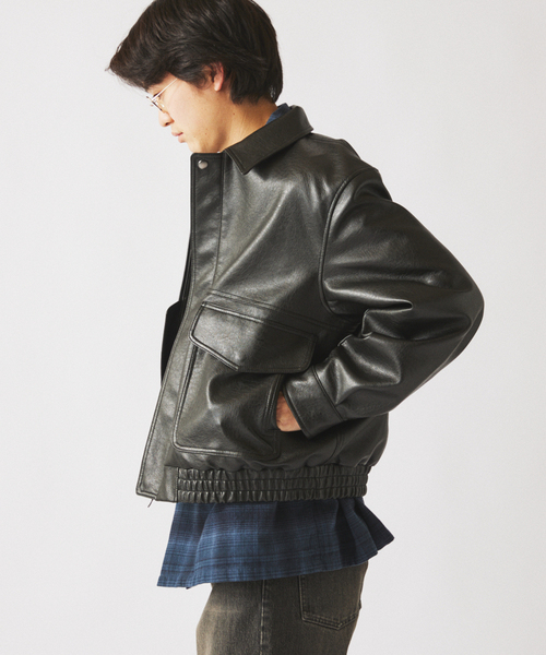 JOURNAL STANDARD relume(ジャーナルスタンダード レリューム)の「フェイクレザー フライトジャケット(ミリタリージャケット・メンズ・ブラック/ブラウン・MEDIUM/LARGE)」の13枚目の写真