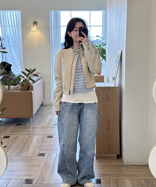 GCLIP(ジクリップ)の「カーブド切り替えラインワイドデニムパンツ(デニムパンツ・レディース・ブルー・38/36/34/32/30/26/28)」の13枚目の写真