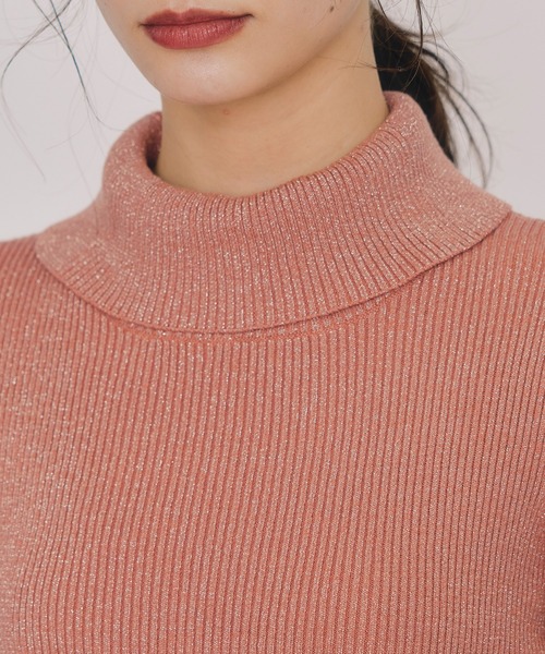 REDYAZEL（レディアゼル）の「ラメタートルニットプルオーバー（ニット/セーター・レディース・ブラウン/グリーン/ピンク/ブラック/オフホワイト・FREE）」の18枚目の写真