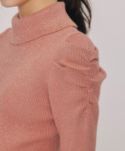 REDYAZEL（レディアゼル）の「ラメタートルニットプルオーバー（ニット/セーター・レディース・ブラウン/グリーン/ピンク/ブラック/オフホワイト・FREE）」の19枚目の写真