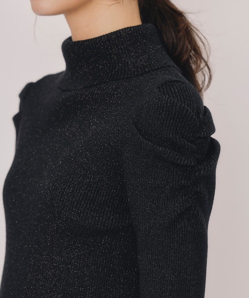 REDYAZEL（レディアゼル）の「ラメタートルニットプルオーバー（ニット/セーター・レディース・ブラウン/グリーン/ピンク/ブラック/オフホワイト・FREE）」の7枚目の写真