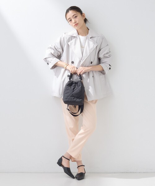 INDIVI（インディヴィ）の「【大人カジュアル／ショルダー付】ふかふか巾着バッグ（ハンドバッグ・レディース・ブラック/シルバー・00）」の5枚目の写真