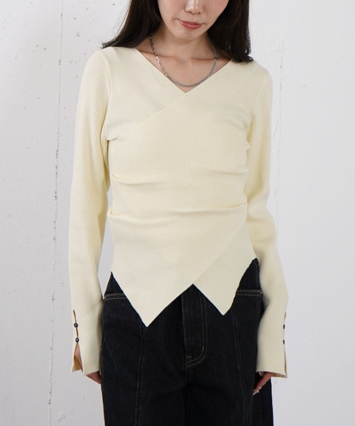 archives（アルシーヴ）の「【オン／オフ使える！】ラインフィットクロスニットプルオーバー（ニット/セーター・レディース・イエロー/ホワイト/グレー/ブルー・MEDIUM）」の2枚目の写真