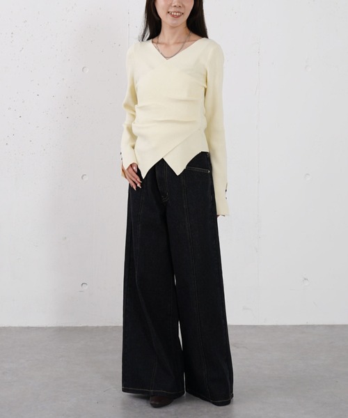 archives（アルシーヴ）の「【オン／オフ使える！】ラインフィットクロスニットプルオーバー（ニット/セーター・レディース・イエロー/ホワイト/グレー/ブルー・MEDIUM）」の14枚目の写真