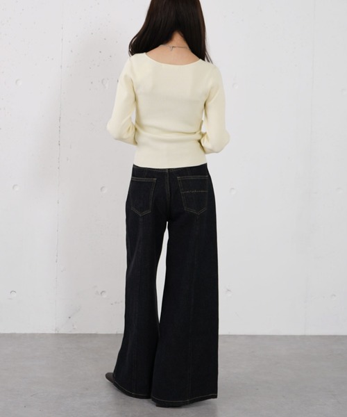 archives（アルシーヴ）の「【オン／オフ使える！】ラインフィットクロスニットプルオーバー（ニット/セーター・レディース・イエロー/ホワイト/グレー/ブルー・MEDIUM）」の16枚目の写真