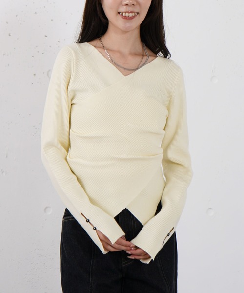 archives（アルシーヴ）の「【オン／オフ使える！】ラインフィットクロスニットプルオーバー（ニット/セーター・レディース・イエロー/ホワイト/グレー/ブルー・MEDIUM）」の13枚目の写真