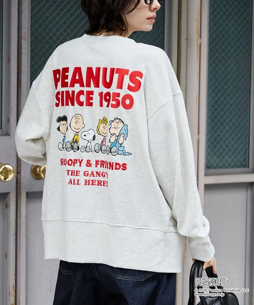 PEANUTS(ピーナッツ)の「【PEANUTS / SNOOPY】別注 ピーナッツ スヌーピー 刺繍プリント スウェットカーディガン(カーディガン/ボレロ・レディース・グレー系/ブラック系/スミクロ/オートミール・L/M)」の4枚目の写真
