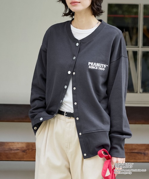 PEANUTS（ピーナッツ）の「【PEANUTS / SNOOPY】別注 ピーナッツ スヌーピー 刺繍プリント スウェットカーディガン（カーディガン/ボレロ・レディース・グレー系/ブラック系/スミクロ/オートミール・L/M）」の20枚目の写真