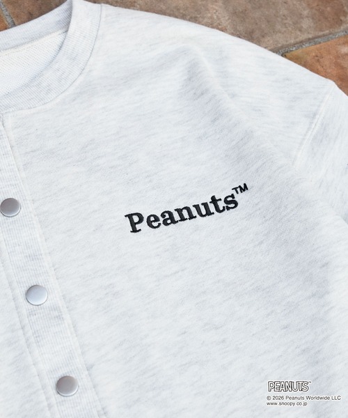 PEANUTS(ピーナッツ)の「【PEANUTS / SNOOPY】別注 ピーナッツ スヌーピー 刺繍プリント スウェットカーディガン(カーディガン/ボレロ・レディース・グレー系/ブラック系/スミクロ/オートミール・L/M)」の7枚目の写真