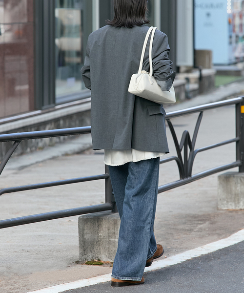 JOURNAL STANDARD（ジャーナルスタンダード）の「別注【LEVI’S(R)/リーバイス(R)】 for JS LOW LOOSE 29（デニムパンツ・レディース・ライトブルー・25/24/23/29/28/27/26）」の9枚目の写真