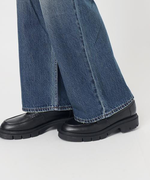 JOURNAL STANDARD(ジャーナルスタンダード)の「《追加》別注【LEVI’S(R)/リーバイス(R)】 for JS LOW LOOSE 29(デニムパンツ・レディース・ライトブルー・25/24/23/29/28/27/26)」の17枚目の写真