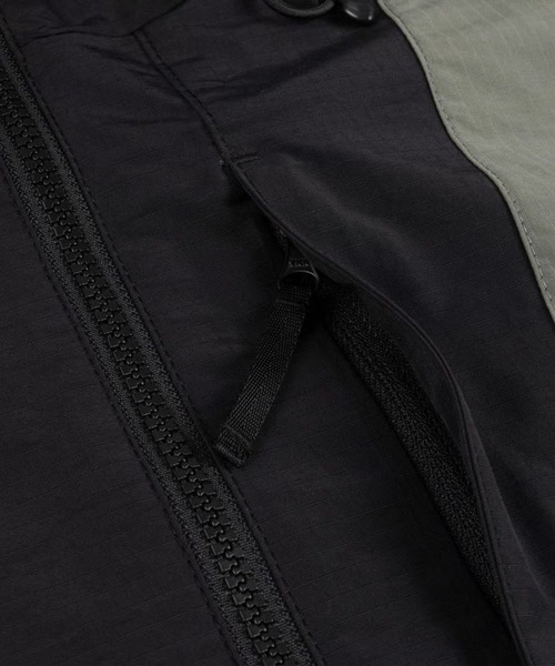 DIME(ダイム)の「Dime/ダイム ナイロンジャケット Tech Windbreaker(ナイロンジャケット・メンズ・ブラック・M/L)」の7枚目の写真