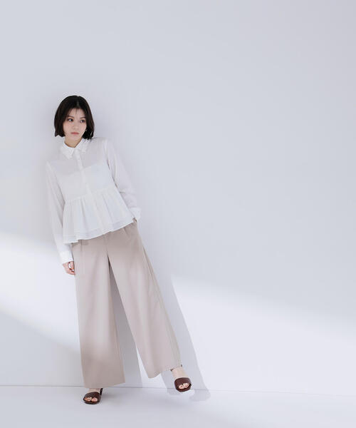 NATURAL BEAUTY BASIC（ナチュラルビューティーベーシック）の「◇フリルカラーシャツ（シャツ/ブラウス・レディース・ベージュ/オフホワイト/ブルー・SMALL/MEDIUM）」の6枚目の写真