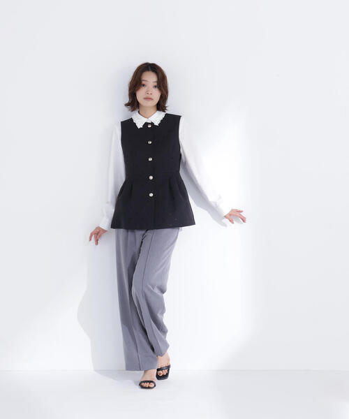 NATURAL BEAUTY BASIC（ナチュラルビューティーベーシック）の「◇フリルカラーシャツ（シャツ/ブラウス・レディース・ベージュ/オフホワイト/ブルー・SMALL/MEDIUM）」の12枚目の写真