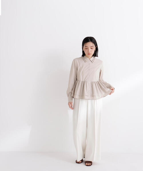 NATURAL BEAUTY BASIC（ナチュラルビューティーベーシック）の「◇フリルカラーシャツ（シャツ/ブラウス・レディース・ベージュ/オフホワイト/ブルー・SMALL/MEDIUM）」の17枚目の写真