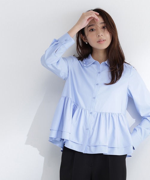 NATURAL BEAUTY BASIC（ナチュラルビューティーベーシック）の「◇フリルカラーシャツ（シャツ/ブラウス・レディース・ベージュ/オフホワイト/ブルー・SMALL/MEDIUM）」の4枚目の写真