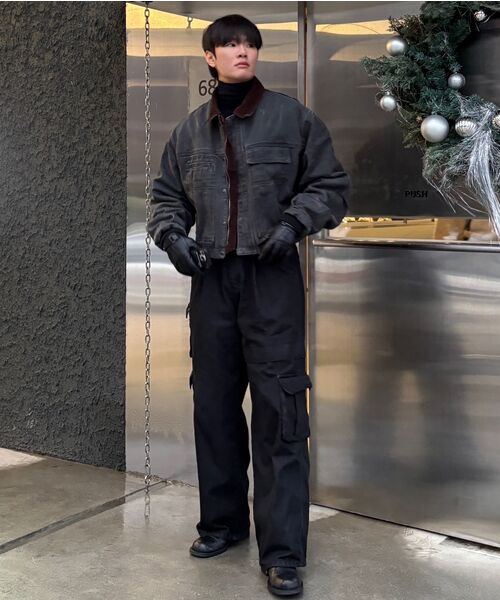 INEXCIS(イネクシス)の「ノンフェイドワイドカーゴパンツ (ブラック)(デニムパンツ・メンズ・その他・SMALL/MEDIUM/LARGE)」の3枚目の写真