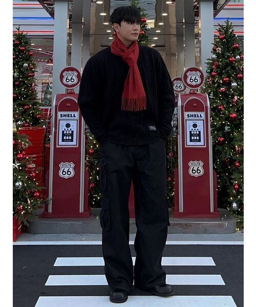 INEXCIS(イネクシス)の「ノンフェイドワイドカーゴパンツ (ブラック)(デニムパンツ・メンズ・その他・SMALL/MEDIUM/LARGE)」の8枚目の写真