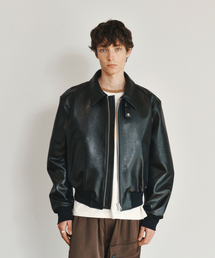 HEUTE（ホイテ）の「BEN GOAT LEATHER SHORT BOMBER JACKET (BLACK)（ライダースジャケット）」