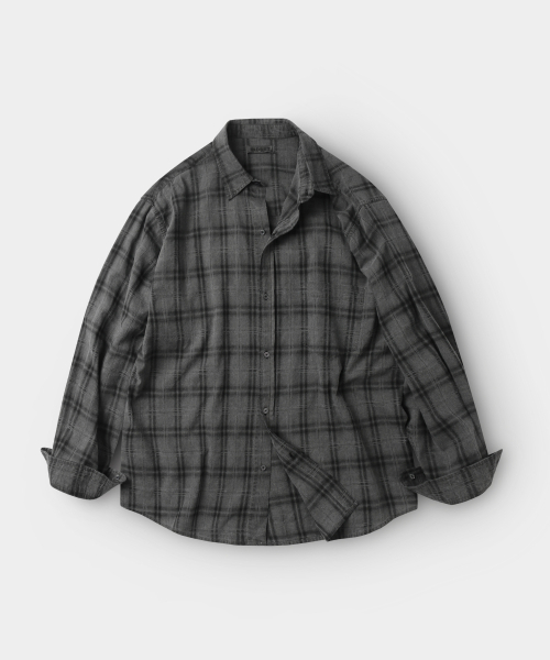 INDUST(インダスト)の「ダスクピグメントシャツ_ブラウン(シャツ/ブラウス・レディース・ブラウン・S/M/L)」の2枚目の写真