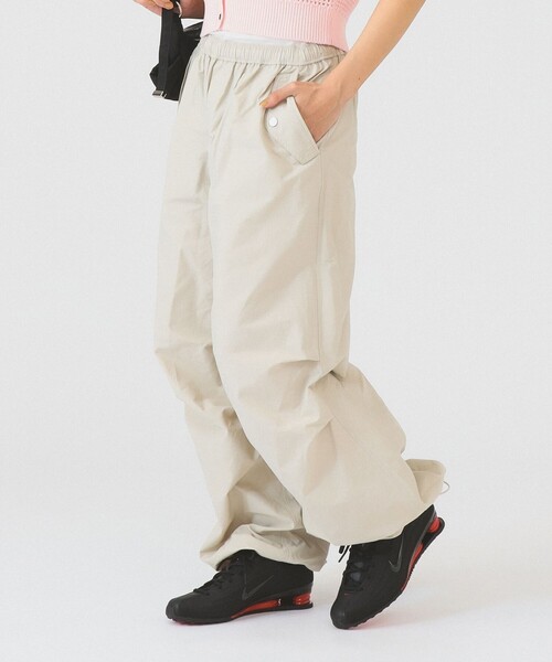 Ray BEAMS（レイビームス）の「ニータック パラシュート パンツ（その他パンツ・レディース・ホワイト系その他6/ブラック・0/1）」の6枚目の写真